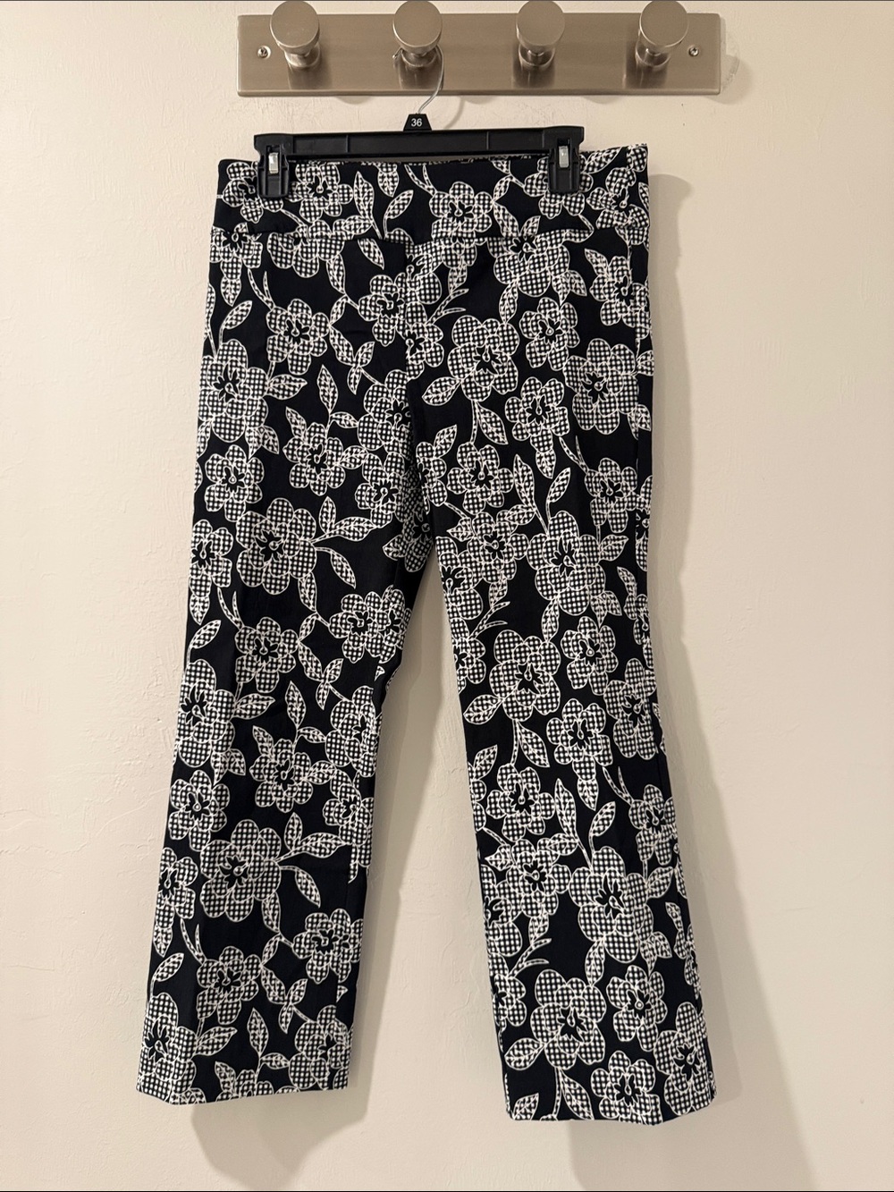 Elliott Lauren Black White Floral Gingham Print Cropped Pants Size 8